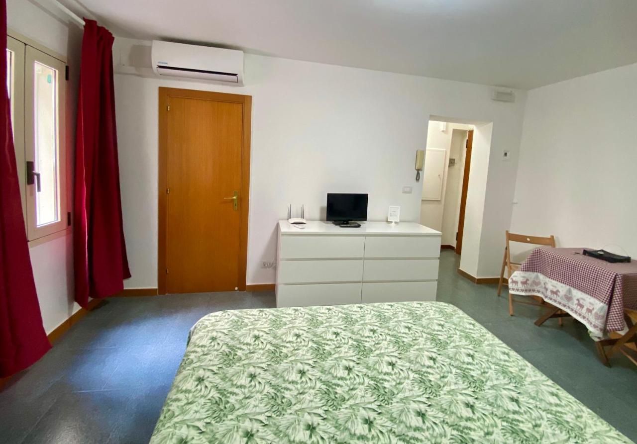 Pisani Apartment Bari Exterior foto